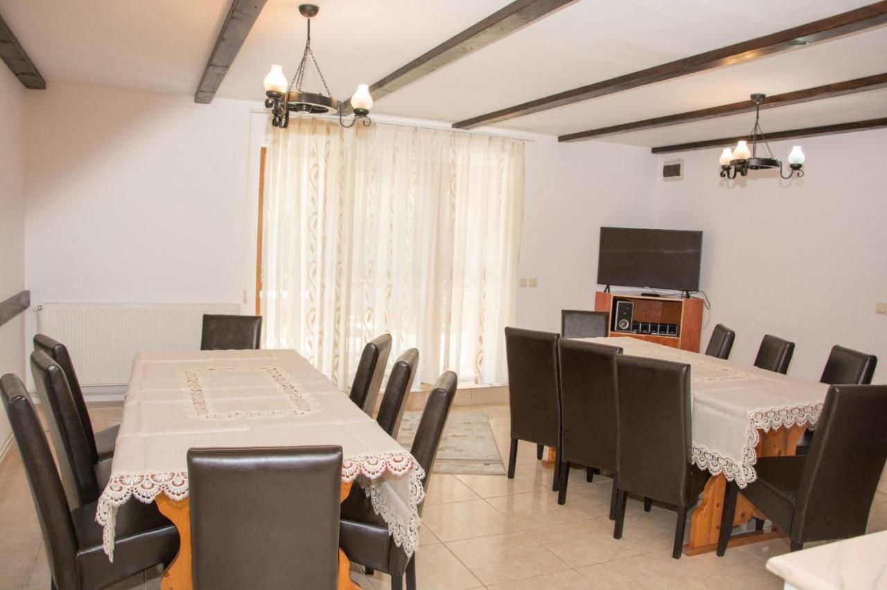 Гостевой дом Green Forest Bran House Бран-19