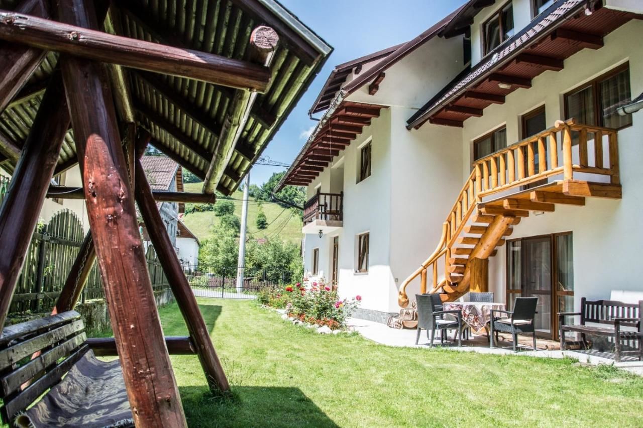 Гостевой дом Green Forest Bran House Бран-21