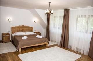 Гостевой дом Green Forest Bran House Бран-0